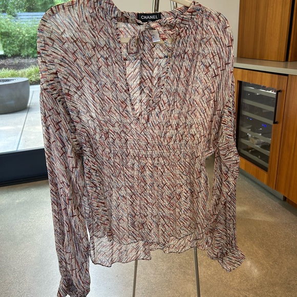 CHANEL Tops - Chanel Silk Top Sz 38